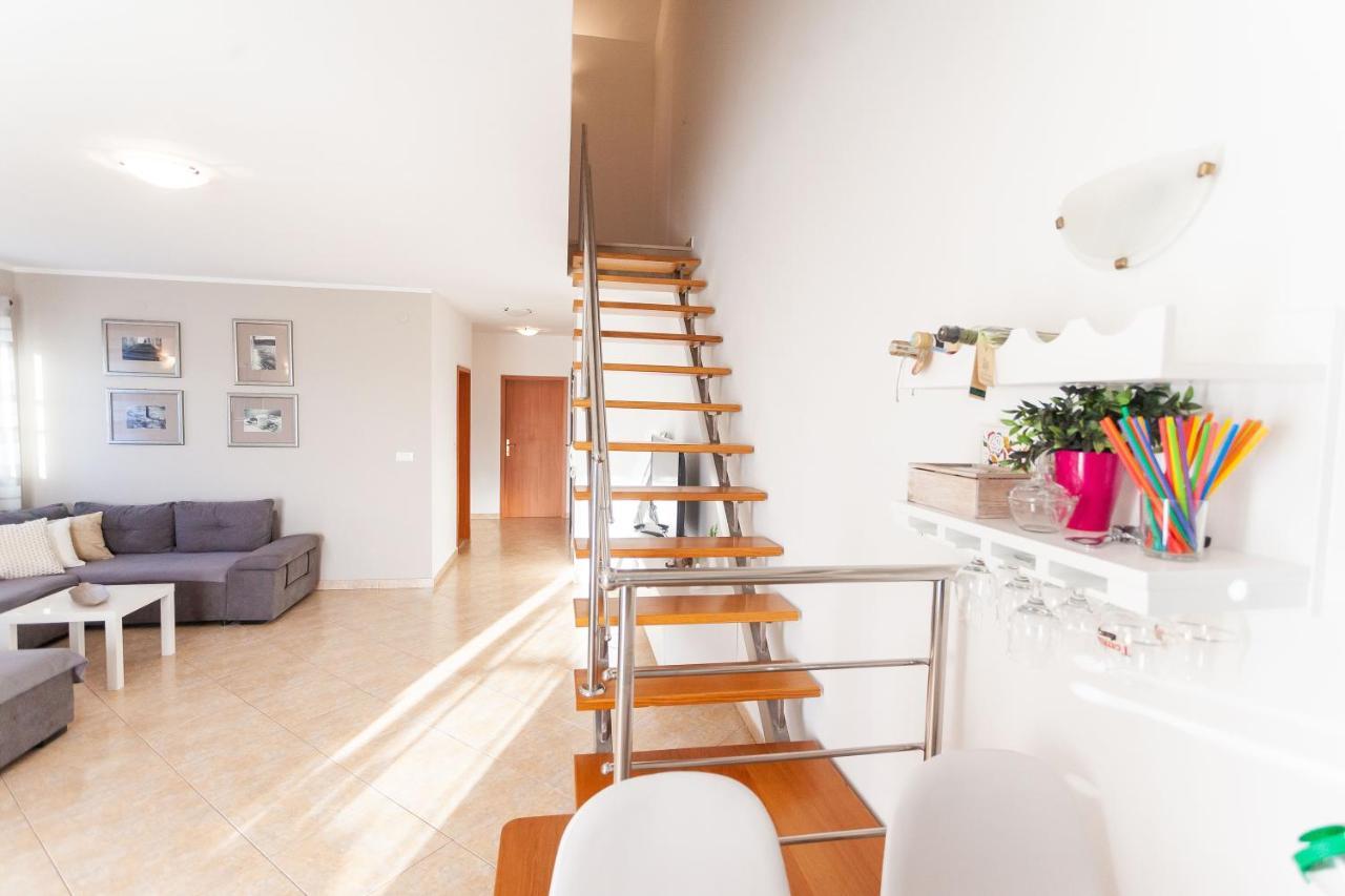 Apartment Jerry With Private Pool Milna  Exterior foto