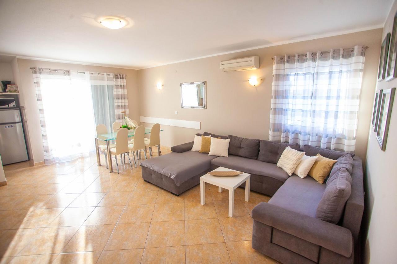 Apartment Jerry With Private Pool Milna  Exterior foto
